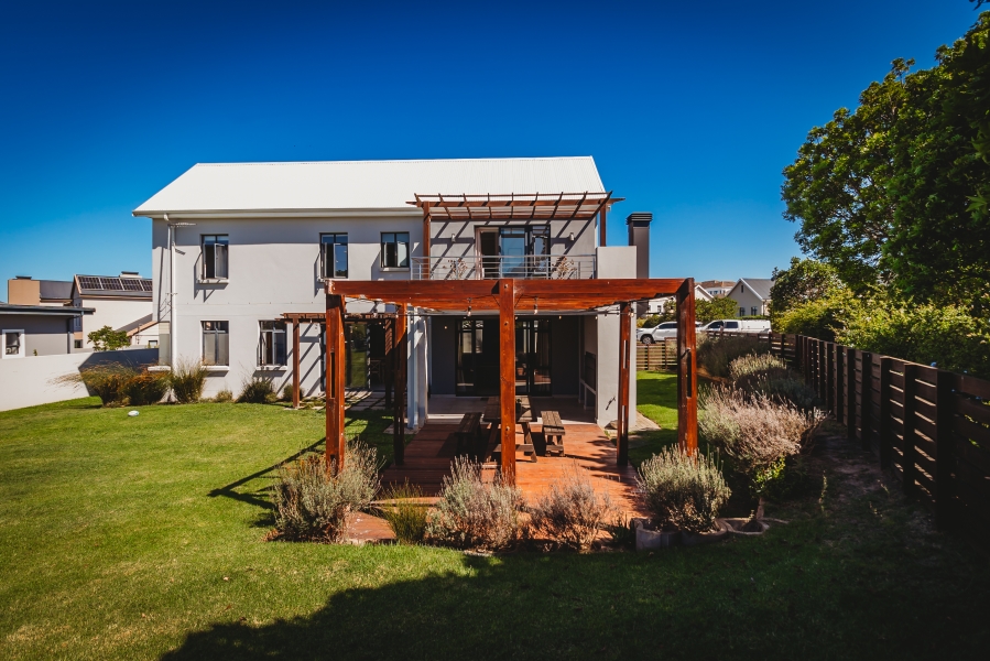 4 Bedroom Property for Sale in Kraaibosch Country Estate Western Cape